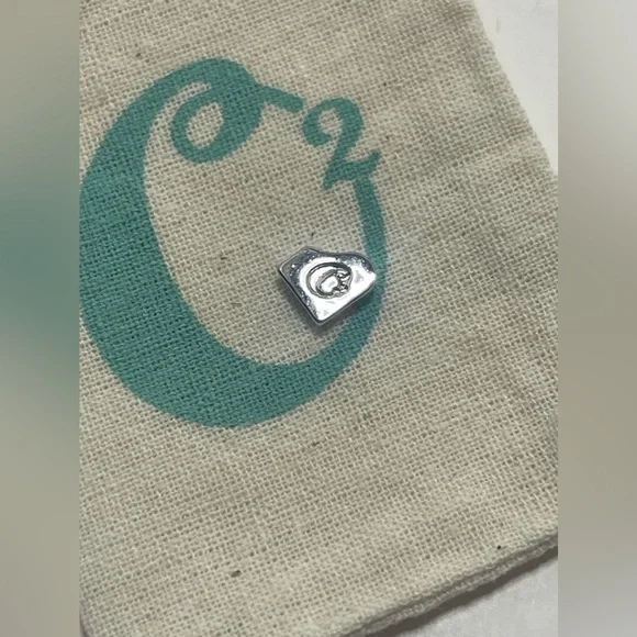 Origami Owl Living Lockets HTF Retired Piano Floating Charm. - Picture 2 of 2